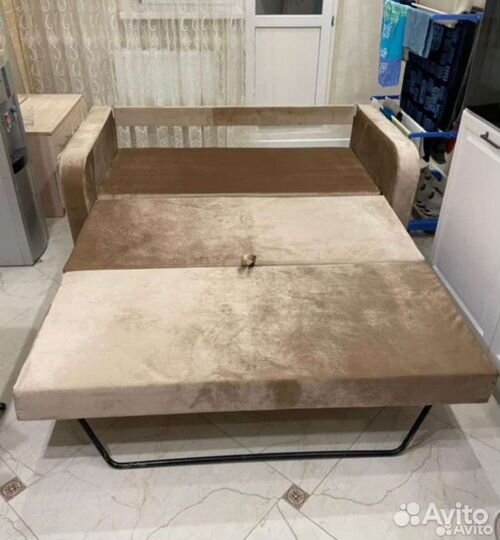 Диван чебурашка