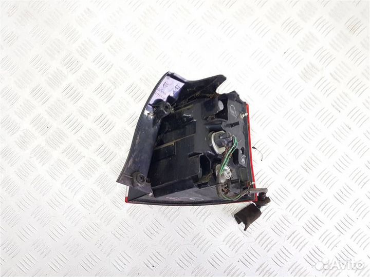 Фонарь задний левый Peugeot 4007