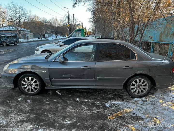 Hyundai Sonata 2.0 МТ, 2004, 300 000 км