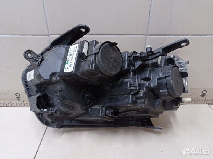 Фара передняя правая Renault Duster