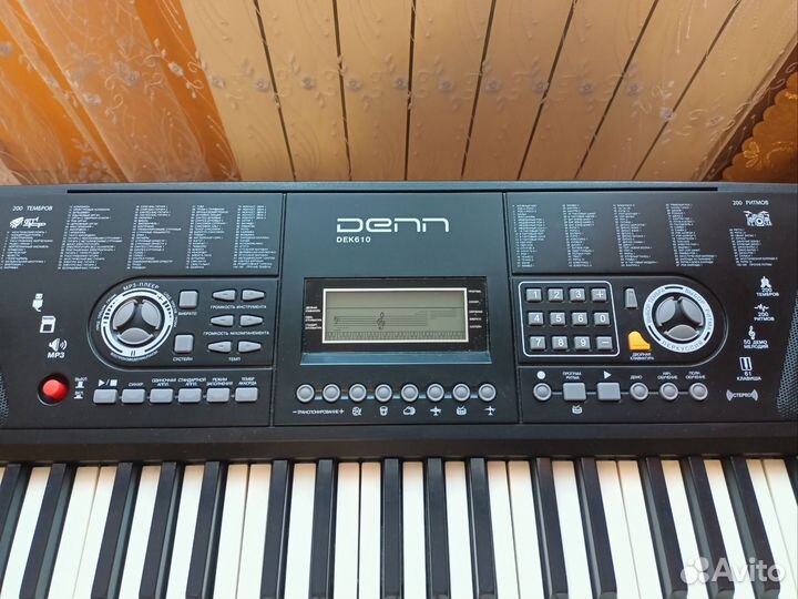 Синтезатор Denn dek610