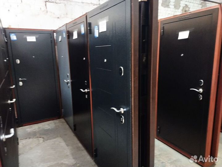 Дверь Входная