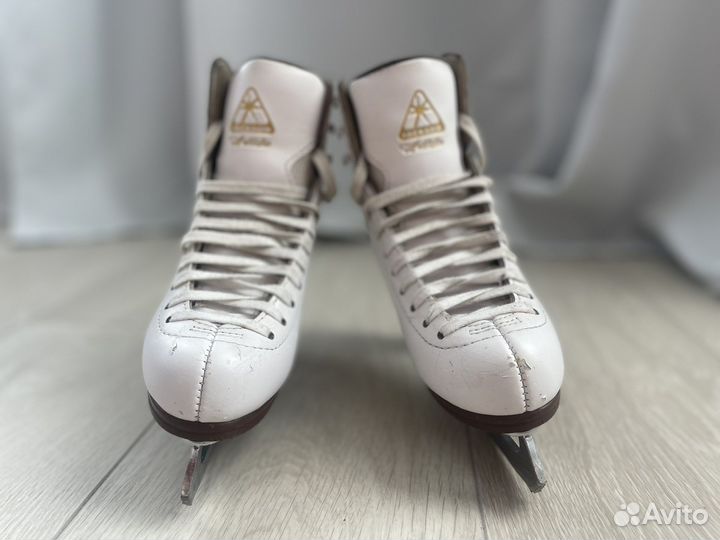 Фигурные коньки jackson artiste