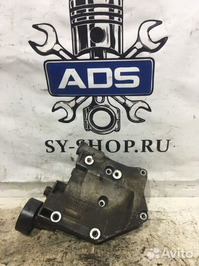 Кронштейн компрессора кондиционера Ssangyong Kyron