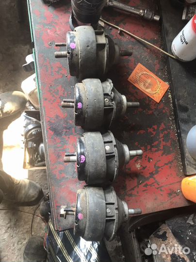 Подушка двигателя левая Грэйт вол ховер н5 дизель