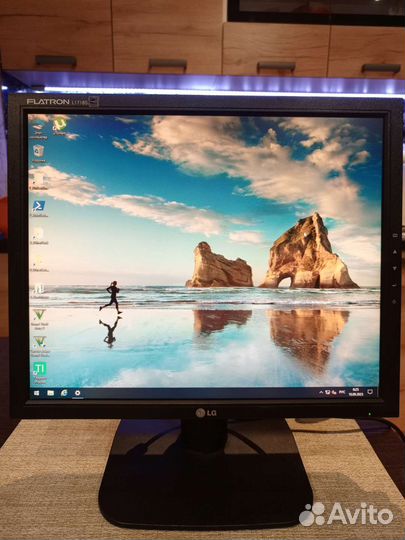 Монитор LG 17 дюймов