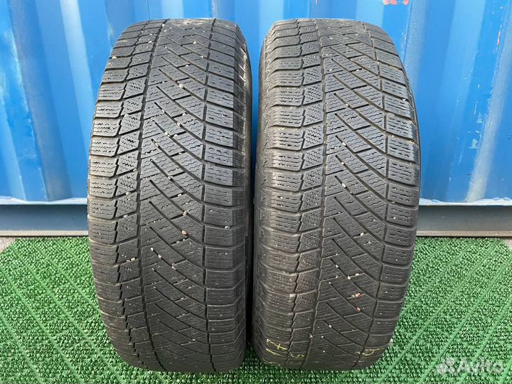 Continental ContiVikingContact 6 235/65 R17 126T