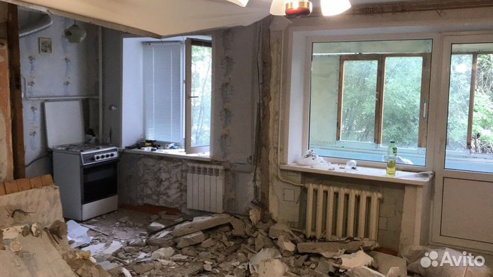 Демонтажные работы и вывоз мусора