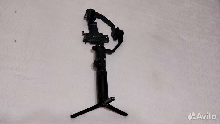 Электронный стабилизатор Zhiyun Crane 2V3