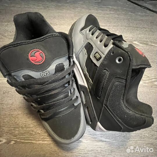 Dvs osiris circa globe adio dc shoes fallen etnies