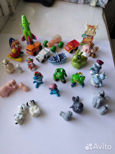 Игрушки из Киндер сюрприза