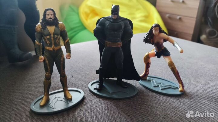 Фигурки DC от бургер кинг