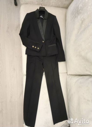 Брючный костюм gizia