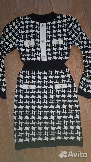 Платье трикотажное S