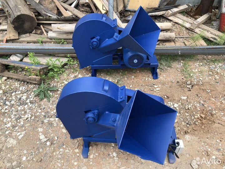 Измельчитель, Дробилка,Щепорез для веток Сбр300