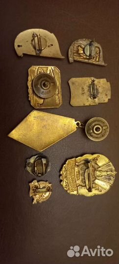 Тяжелые значки СССР