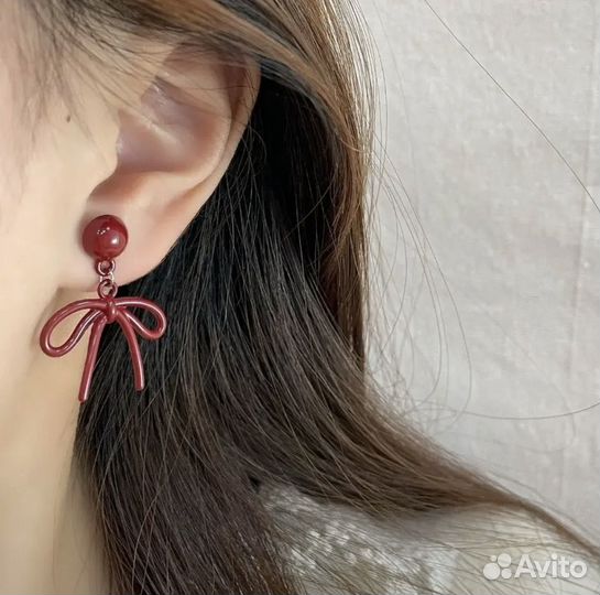 Серьги в стиле ретро с красным бантом