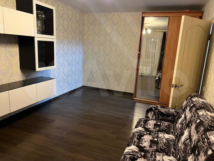 1-к. квартира, 37 м², 13/17 эт.