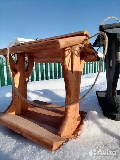 Кормушка для птиц