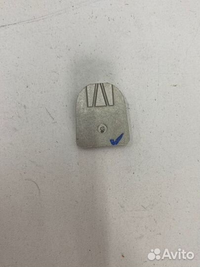 Пятак крепления зеркала передний Toyota Camry V70
