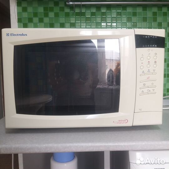 Микроволновая печь Electrolux