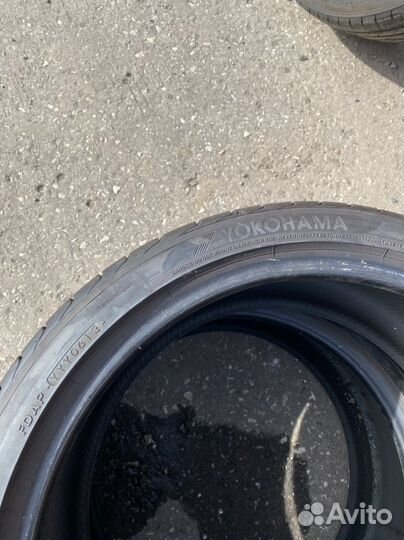 Yokohama Advan Sport V105 255/35 R19