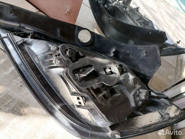 Фонарь задний правый opel astra h