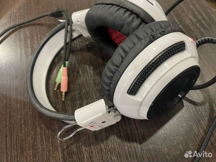 Наушники philips и storm и др