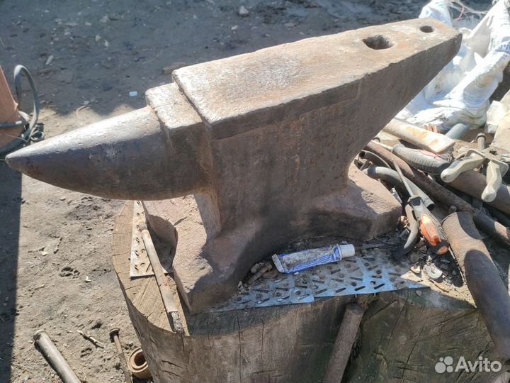 Кузнечная наковальня СССР