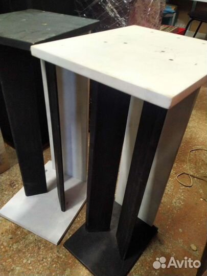 Подставки стойки для полочной акустики