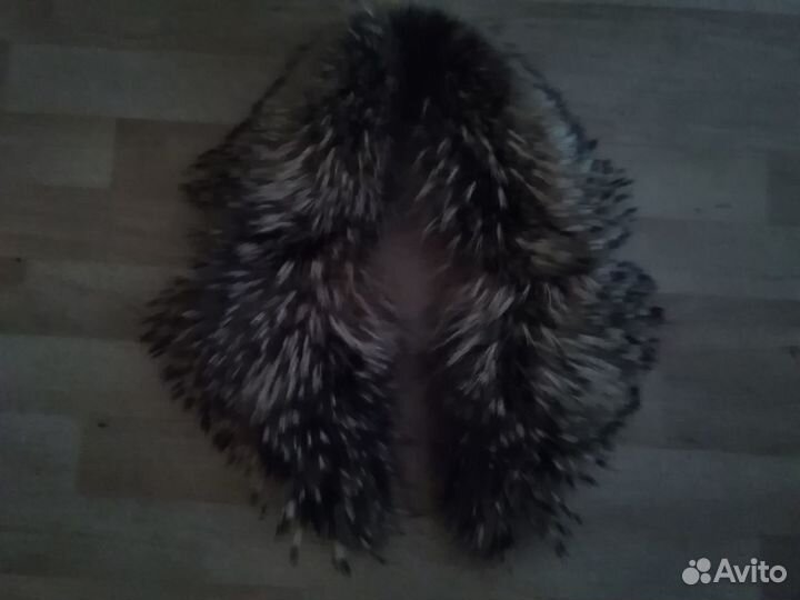 Меховой воротник из енота