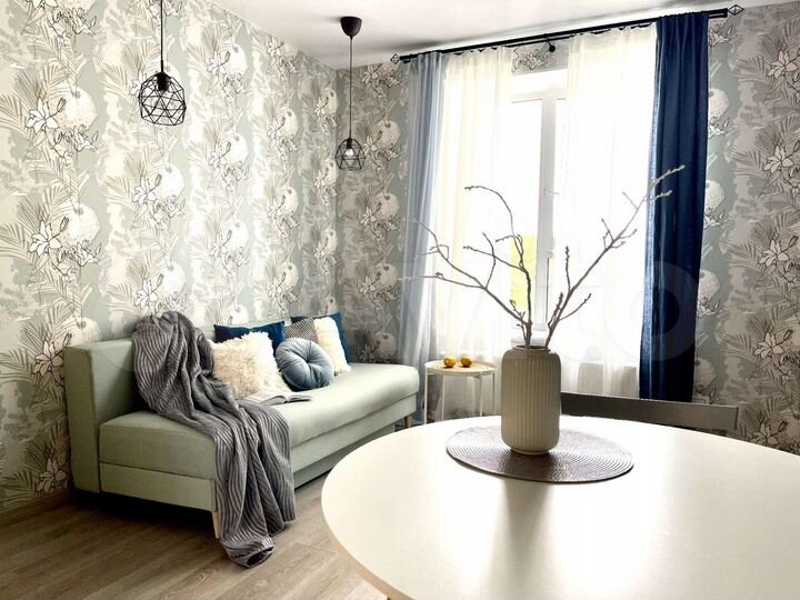 2-к. квартира, 54 м², 4/19 эт.