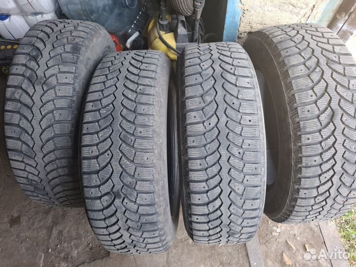 Bridgestone Blizzak Ice 225/65 R17