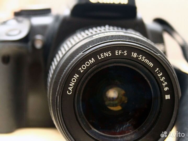 Зеркальный фотоаппарат canon