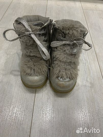 Зимние ботинки для девочки