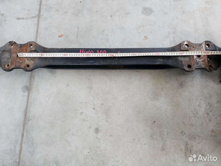 Передняя балка Hino 300