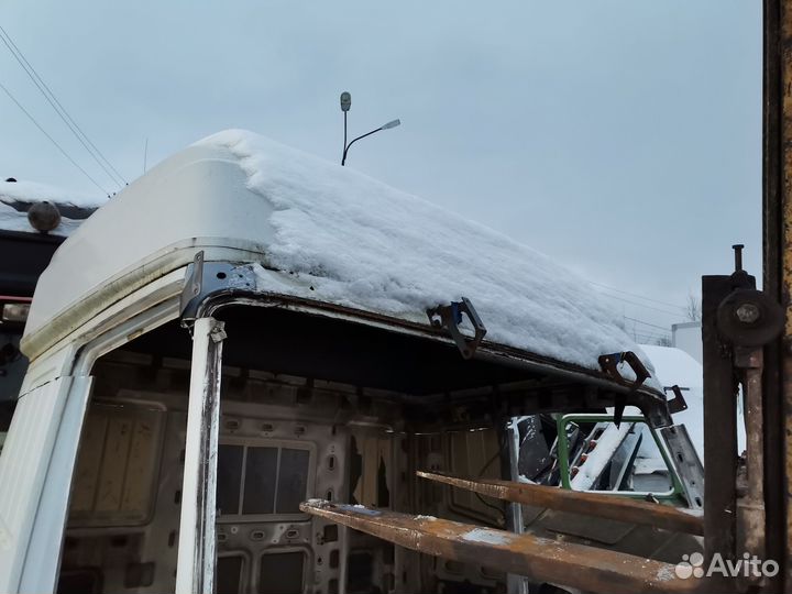 Крыша высокая в сборе Iveco Eurostar