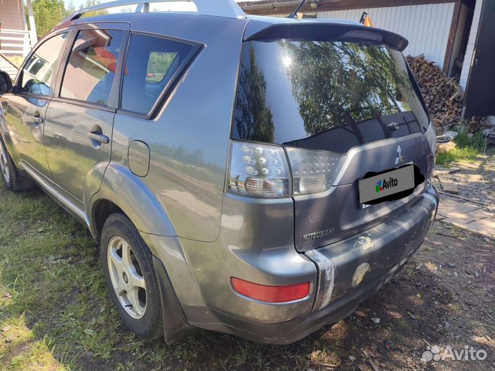 Mitsubishi Outlander 2.4 CVT, 2008, 200 000 км
