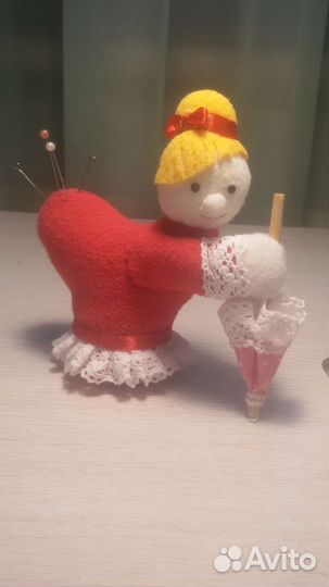 Банты и игольницы