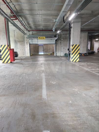 Машиноместо, 13 м²