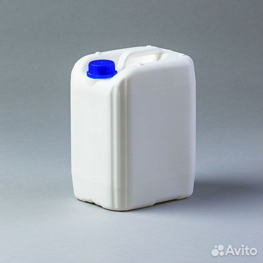 Канистры пластиковые от 3 до 31.5 литров(новые)