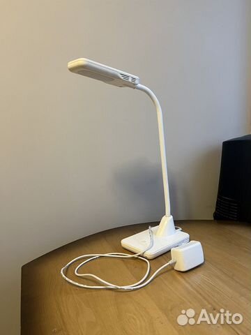 Лампа настольная