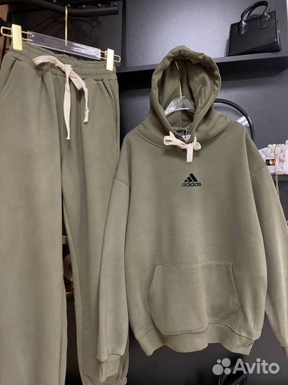 Женский костюм спортивный Adidas