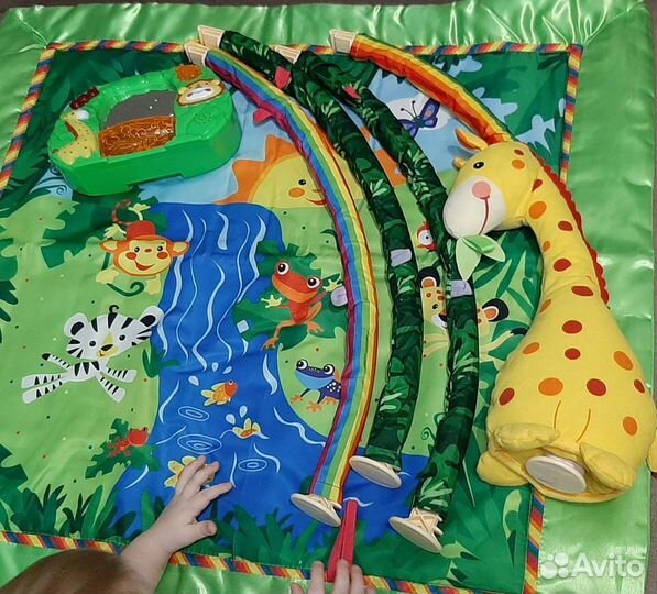 Коврик, погремушки, электромобиль