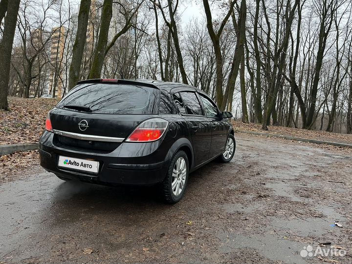 Opel Astra 1.6 МТ, 2012, 188 000 км