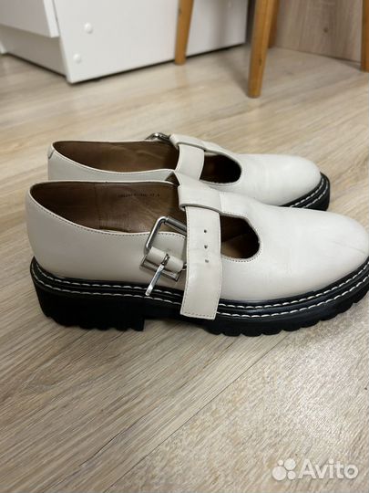 Туфли женские 37 размер эконика