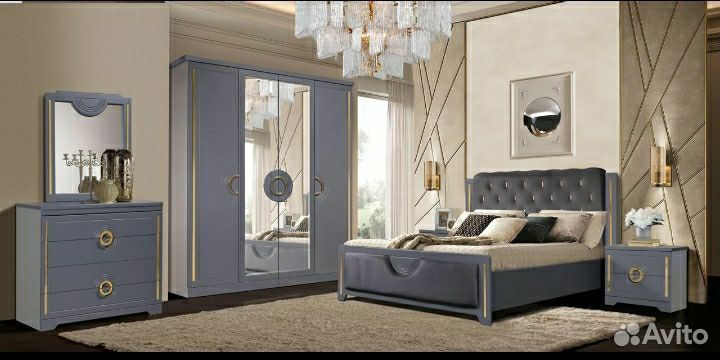Спальный гарнитур