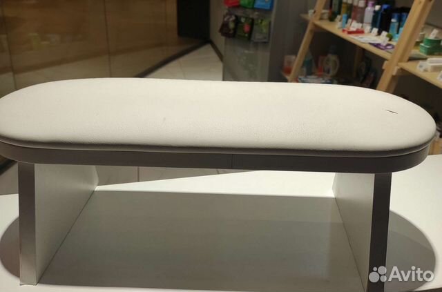 Подлокотник для маникюра