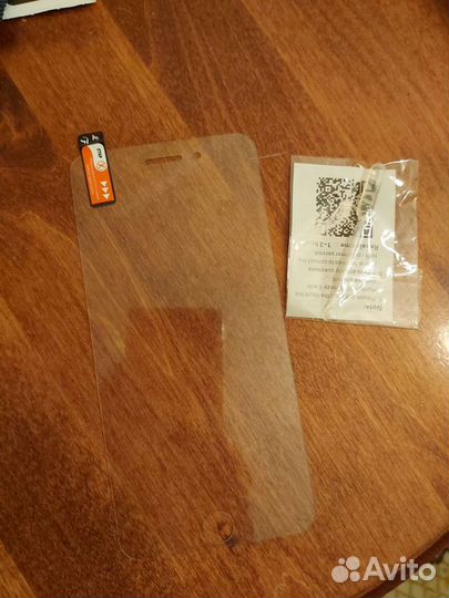 Защитное стекло iPhone 8 +