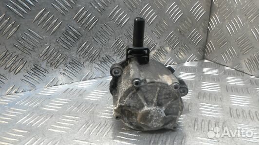 Насос вакуумный mercedes benz CLA (76P27KX01)